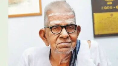 Photo of മഹാകവി അക്കിത്തം വിടവാങ്ങി